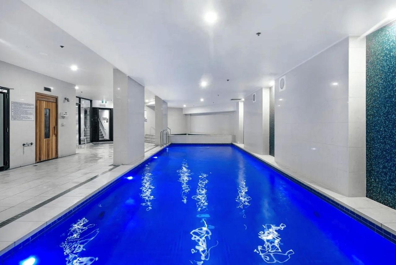Modern 2 Bedroom Apartment In Sierra Grand - Coasthm Gold Coast Kültér fotó